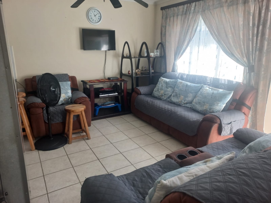3 Bedroom Property for Sale in Gonubie Eastern Cape